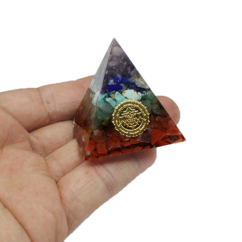 Pirâmide Orgonite 7 Chakras Ogan Feng Shui, Energia e Decoração